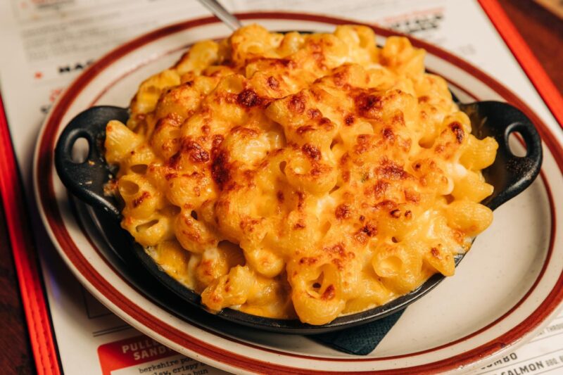 Phoebe's Mac N Cheesy at Bub City