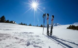 Hors piste : êtes-vous toujours couvert par votre assurance ski ?