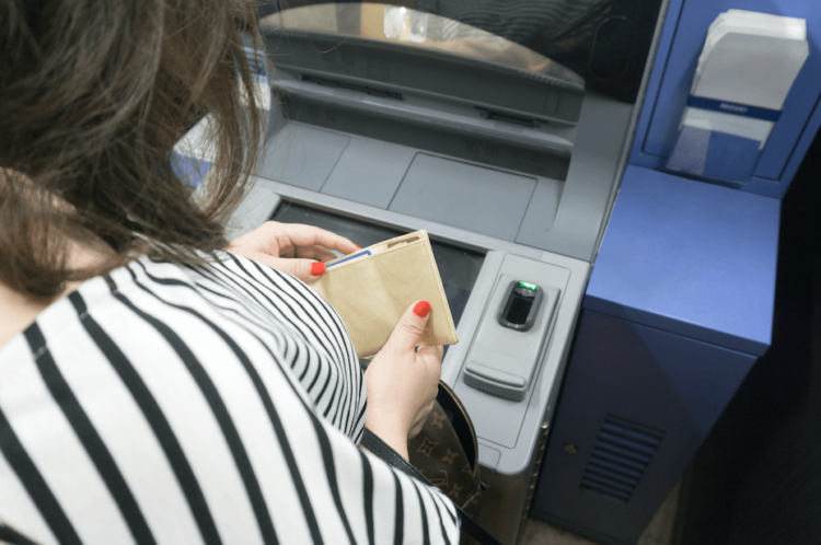 Plafonnement des frais bancaires : des nouvelles mesures pour les incidents de paiement
