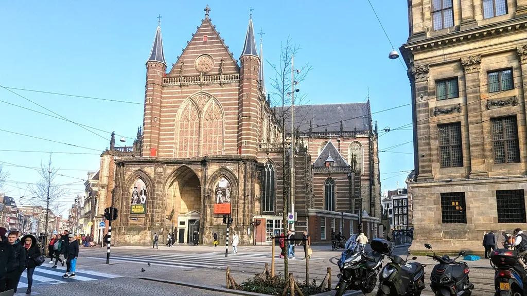 Amsterdam „kleine Geschichten” Entdeckertour individuelle Stadtführung