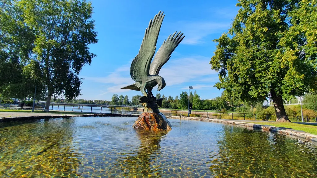 Oulu Highlights: Polizist, Inseln, Burg + Fontänen individuelle Stadtführung