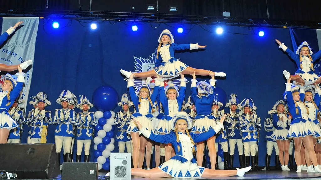 Düsseldorf Tour: Kuriose Fakten & unnützes Wissen individuelle Stadtführung