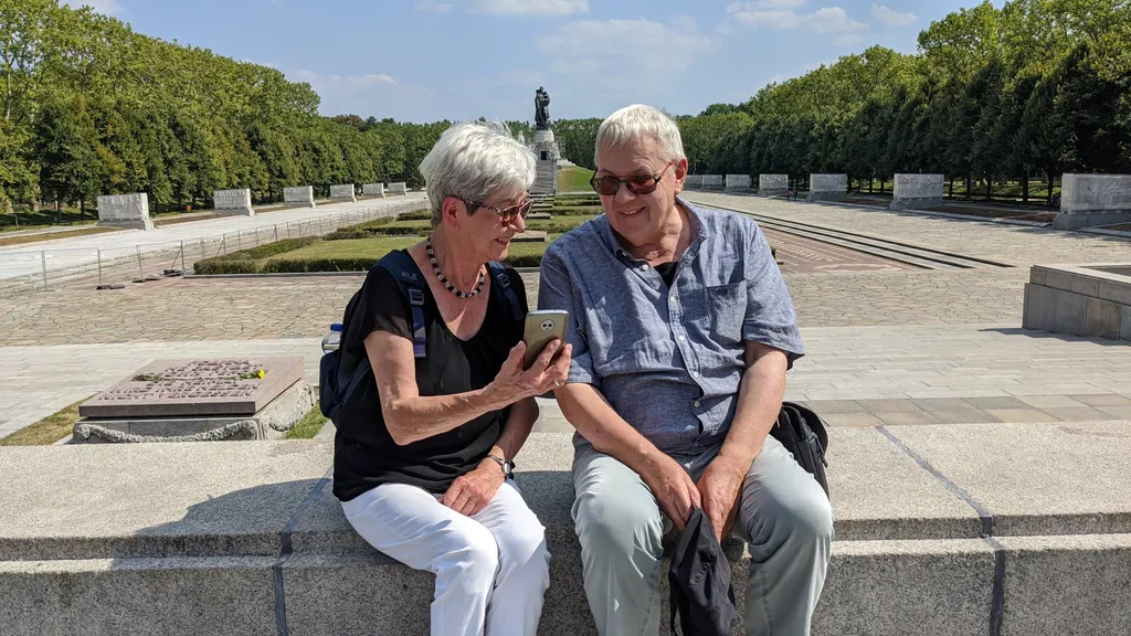Treptower Park Spaziergang für Entdecker individuelle Stadtführung