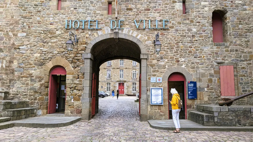 Saint-Malo Führung durch die historische Altstadt individuelle Stadtführung
