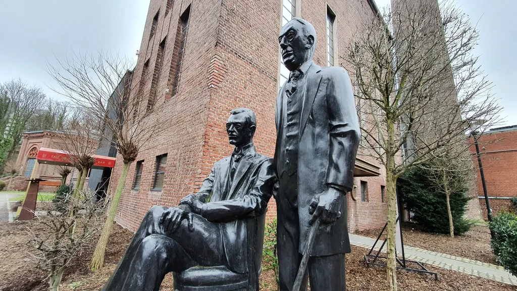 Humorvolle Führung durch die Innenstadt von Hagen individuelle Stadtführung