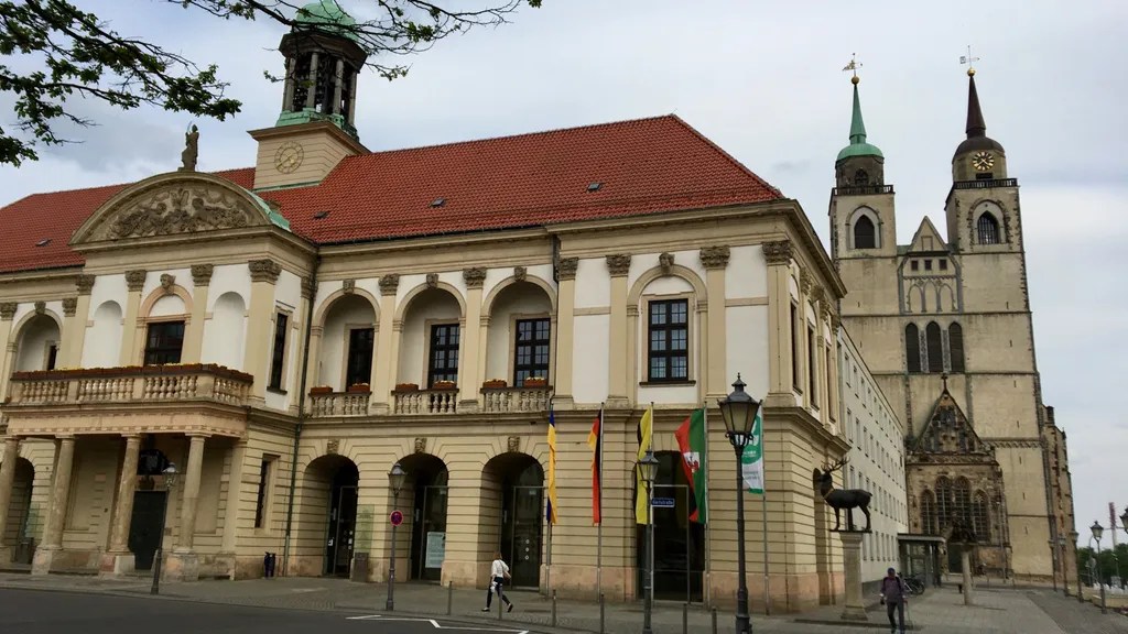 Magdeburg entdecken - Hohe Türme und schöne Seen individuelle Stadtführung