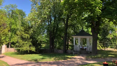 Ein Spaziergang durch den Schlosspark in Ostrau Stadtführung Ein Spaziergang durch den Schlosspark in Ostrau Stadtführung