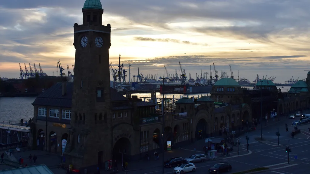 Geheimnisse im Hamburger Hafen individuelle Stadtführung