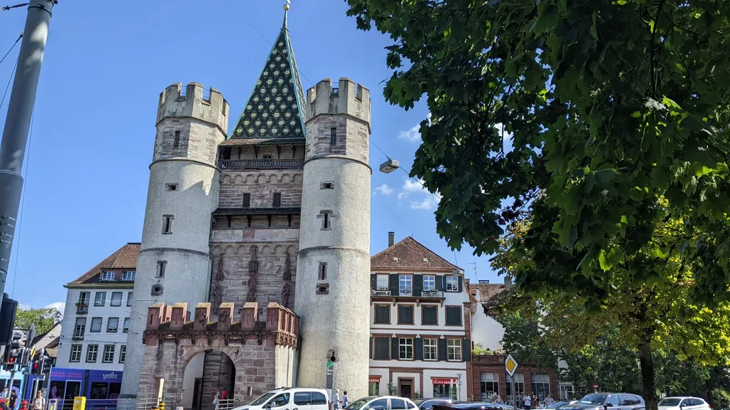 Basel Rundgang zu den Highlights: Münster und mehr individuelle Stadtführung