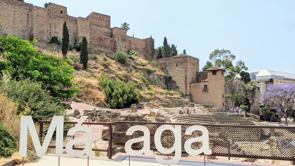 Málaga Tour Altstadt, Kultur, Kunst, Hafen, Genuss individueller Stadtrundgang