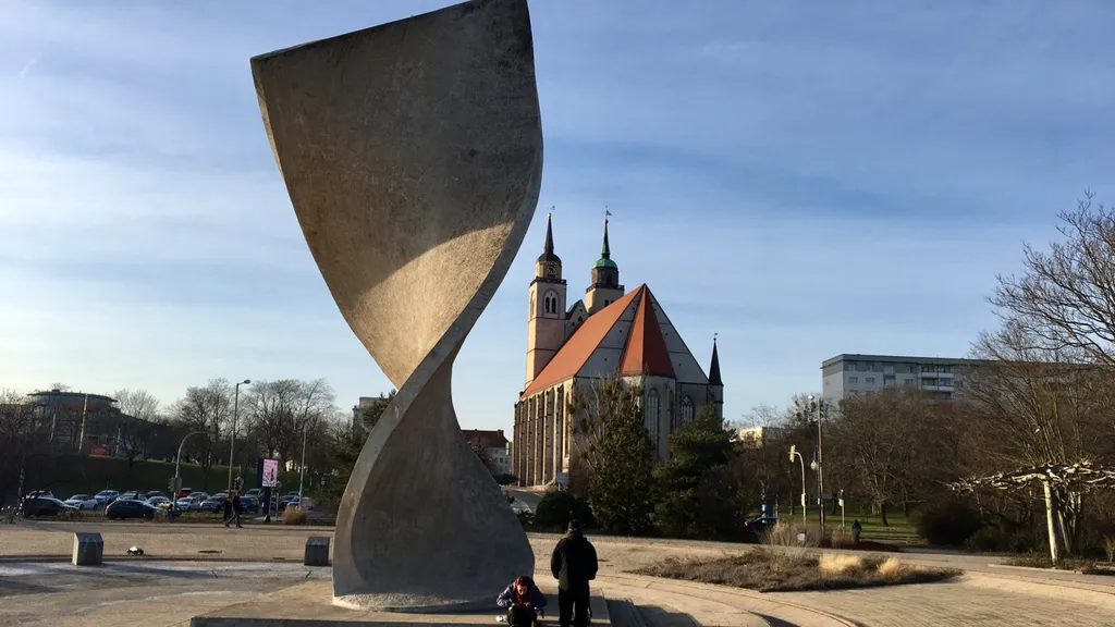 Magdeburg entdecken - Die Elbuferpromenade individuelle Stadtführung