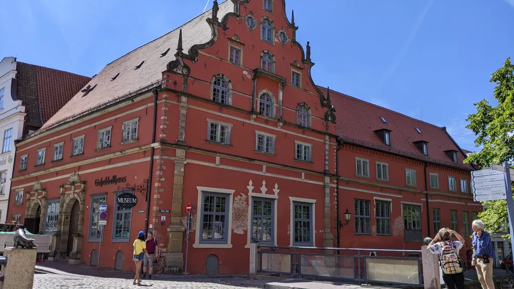 Erlebnistour Altstadt und Hafen Führung Wismar individuelle Stadtführung