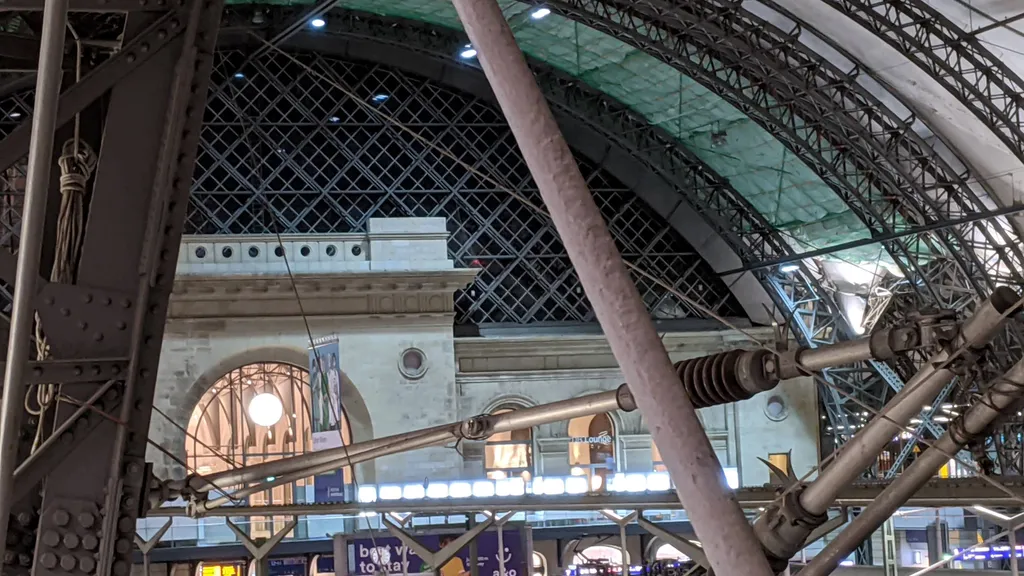 Geheimnisvoller Hauptbahnhof Dresden individuelle Stadtführung