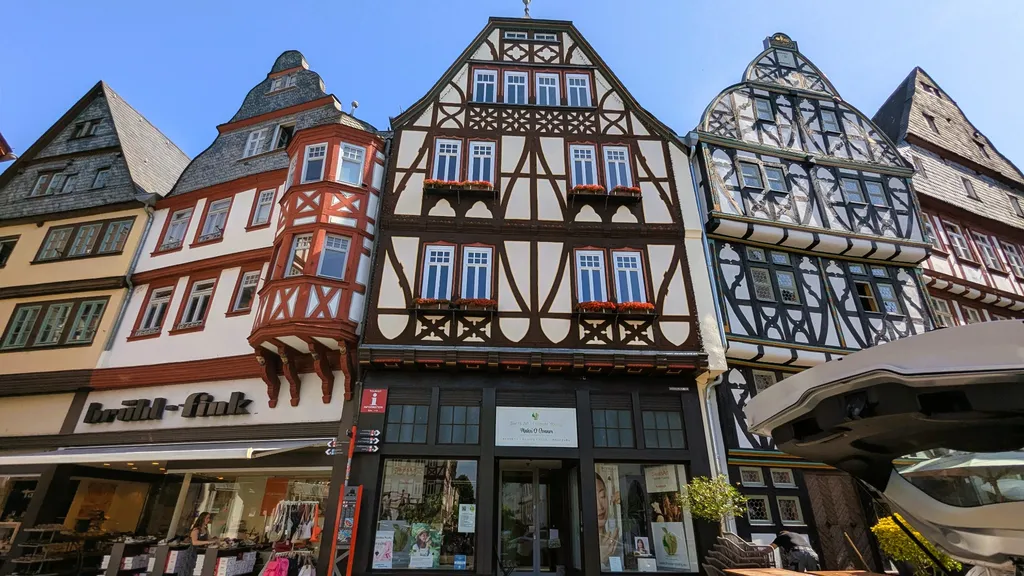 Limburg Dom, Gassen, Fachwerkhäuser & Geschichten individuelle Stadtführung