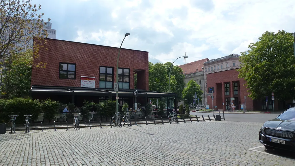Zwischen Brecht-Haus und Berliner Ensemble individuelle Stadtführung