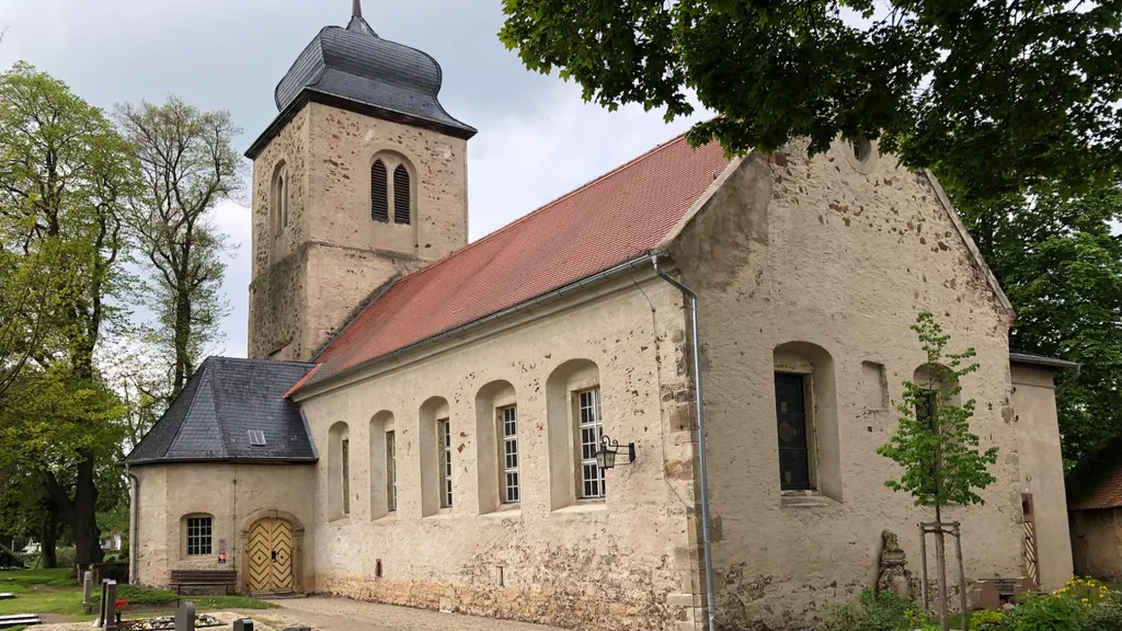 Die Schlosskirche in Ostrau erkunden individuelle Stadtführung