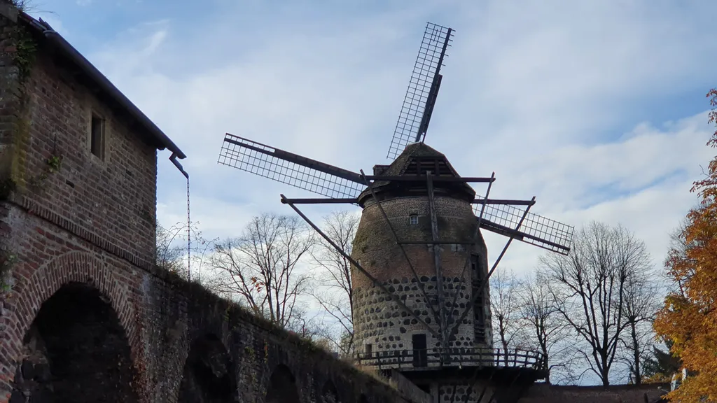 Rundgang durchs Mittelalter in der Feste Zons individuelle Stadtführung