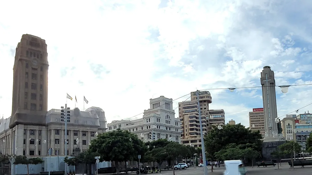 Die Plaza de Espana Santa Cruz de Tenerife: Highlights und Altstadt individuelle Stadtführung