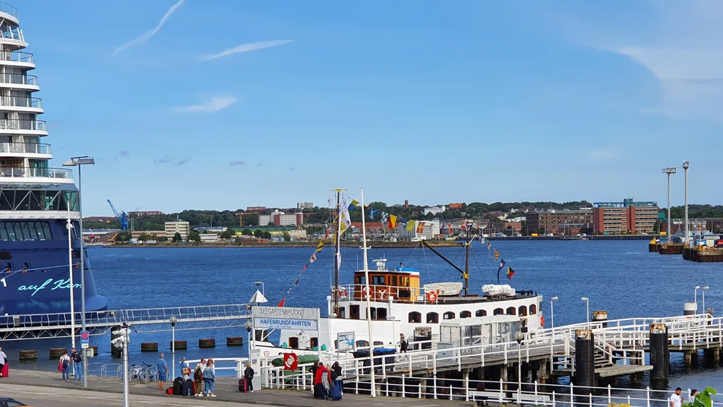 Kiel Sightseeing, Altstadt und Hafen Führung individuelle Stadtführung