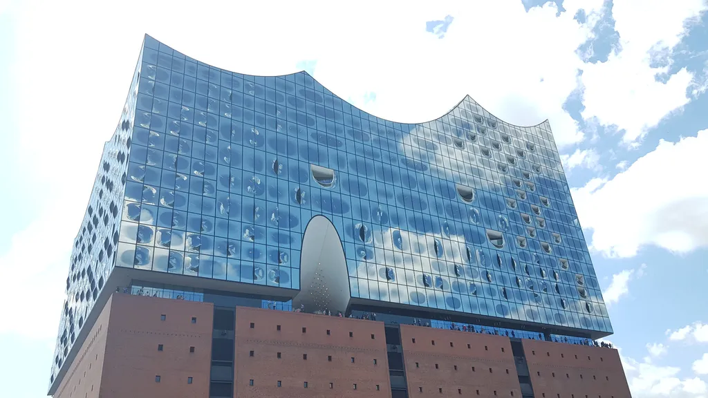 Hamburg Führung HafenCity und Speicherstadt individuelle Stadtführung