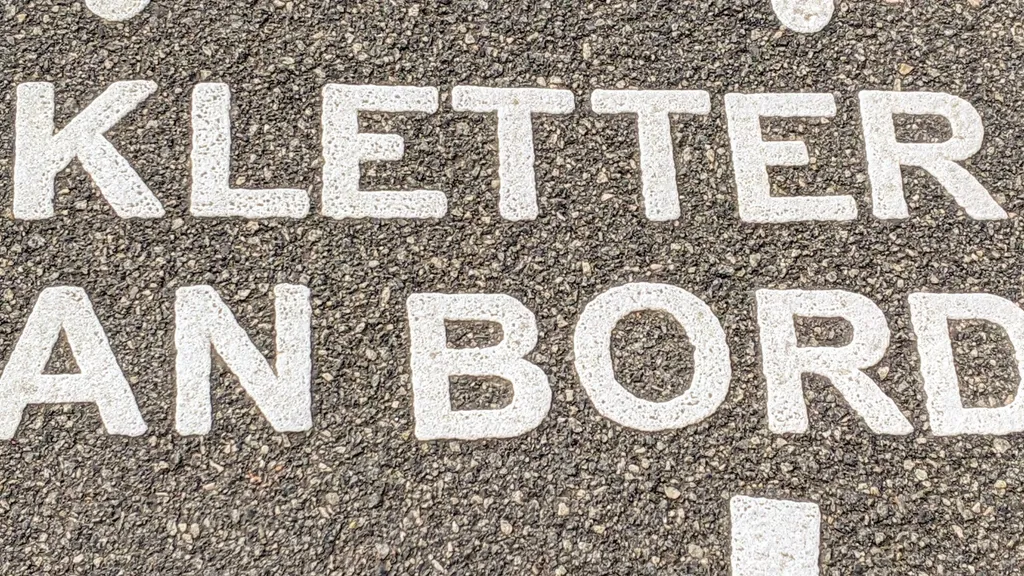 Maritime Führung an der Weserpromenade Bremerhaven individueller Stadtrundgang