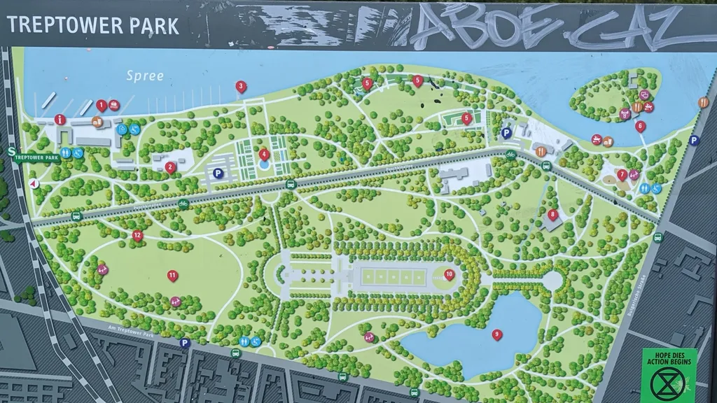 Treptower Park Spaziergang für Entdecker individuelle Stadtführung