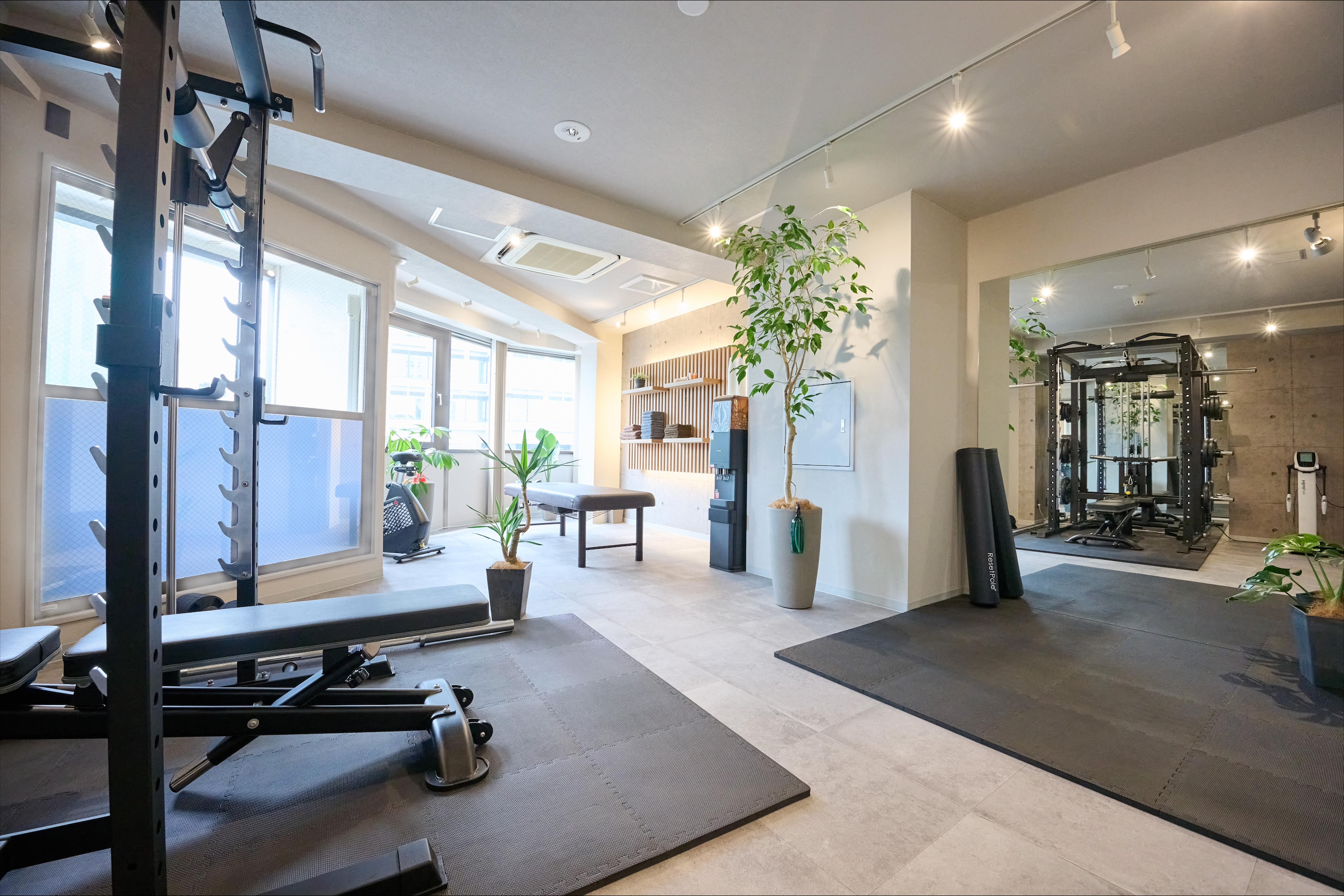 女性専用パーソナルジムCHARTのメイン画像です