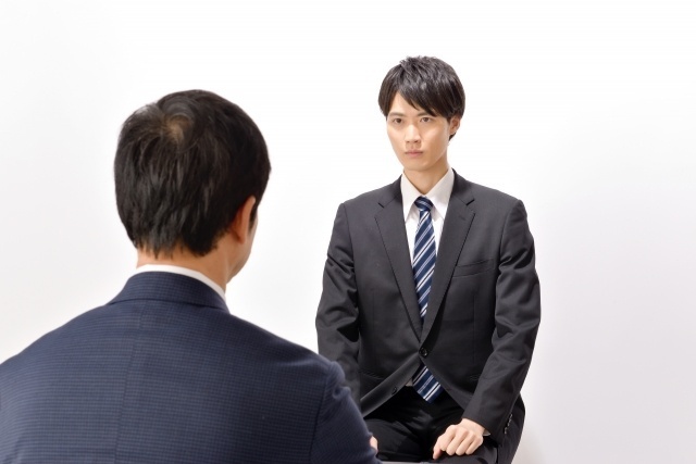 面接通過？面接官の特徴的なふるまい3選