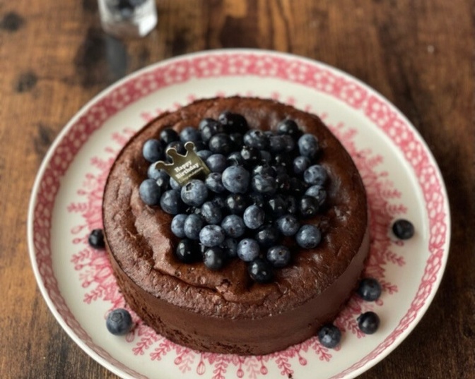 高価なケーキにさよなら！自分で作るギルトフリーケーキ（小麦、米粉、砂糖不使用）