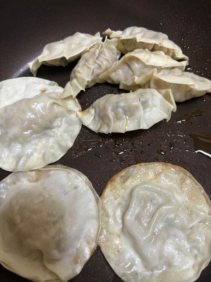親子のキズナを深める？こどもと一緒に餃子🥟作りをやってみた💡