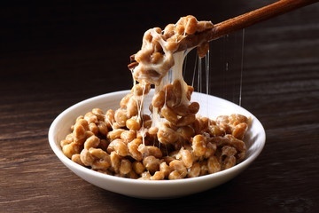 食べるタイミングが重要？「納豆」は〇〇に食べると脳梗塞の予防に！