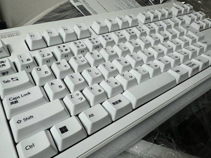 【作業効率向上】学長も愛用する、打ちたくなる高級キーボード「RealForce R3」と他の選択肢
