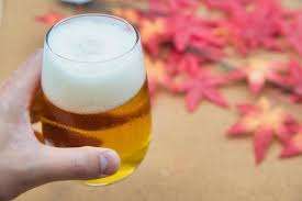 飲み過ぎ防止に！「少しずつしか飲めないグラス」を紹介