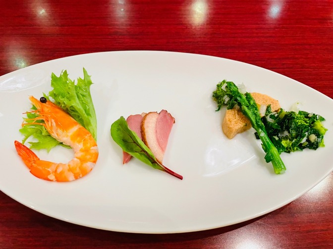 誕生日にホテルの中華コース料理をいただく〜！