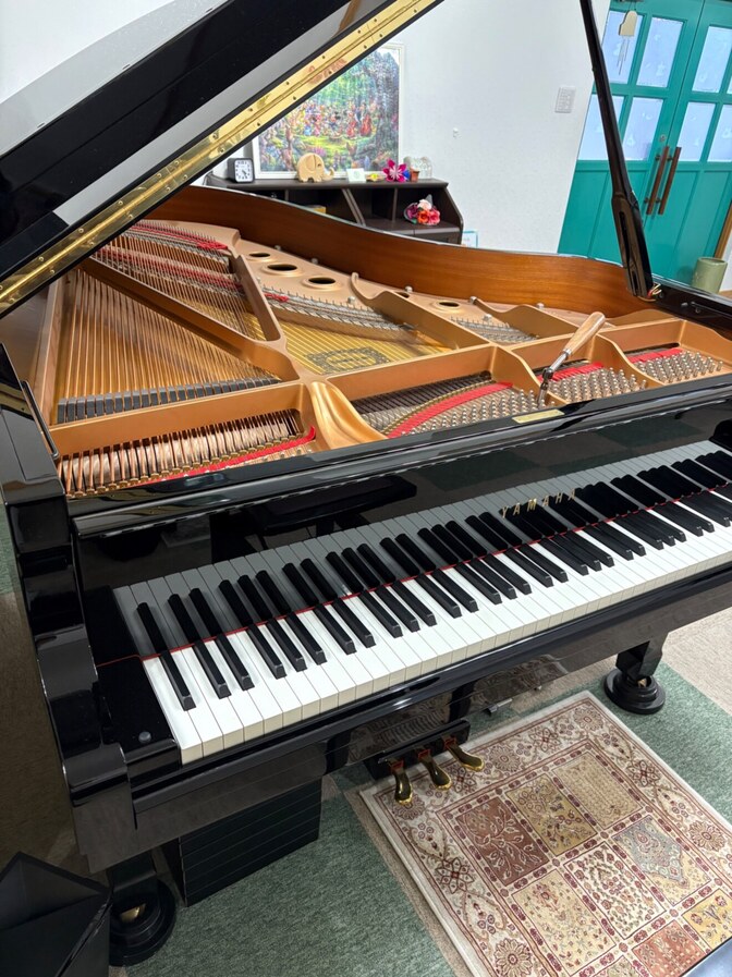 意外に知らないグランドピアノの屋根開け閉め