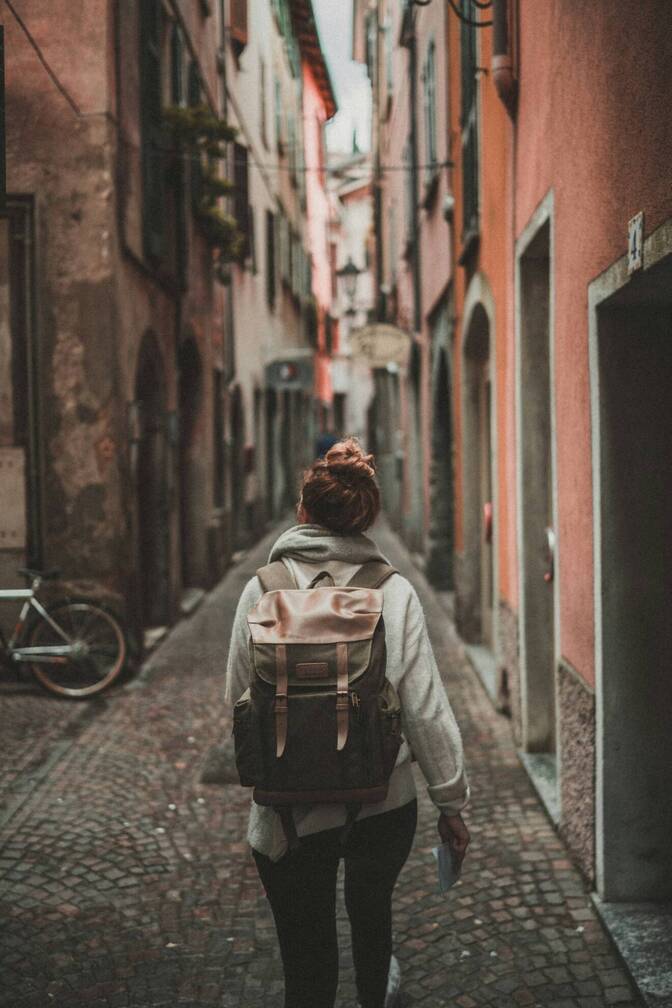 自由な旅は軽い荷物から！ミニマル旅行のすすめ
