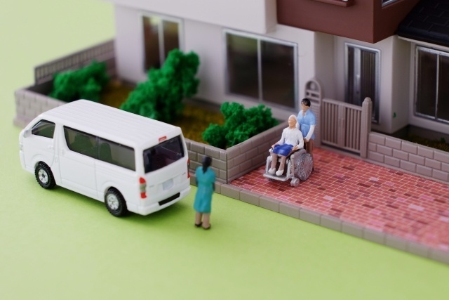 休日を有効活用して10分1200円稼ぐ【福祉タクシー（介護認定なし）の申請書類の作成方法】