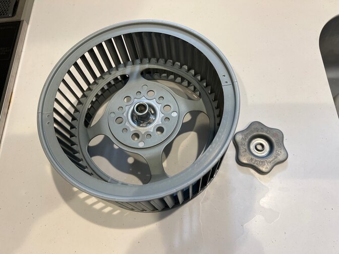 🌀✨ 🌀換気扇を✨スッキリ🧼きれいに！🧽ロクナナ掃除サイクル🔁で安心😌キレイ術🎯✨🌀