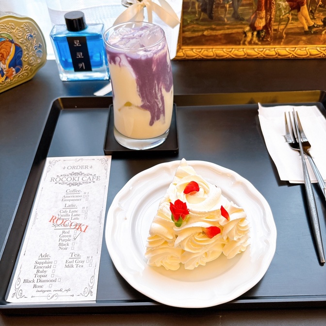 【四ツ橋オフィス徒歩6分】アンティークな韓国っぽカフェ☕️🍰