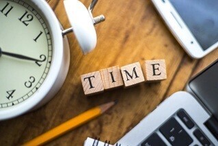 【時間管理術】副業をする上で重要なこと！時間を先取りして副業の時間を確保しよう！