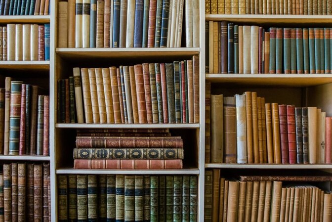 お金をかけずに本を沢山読む方法