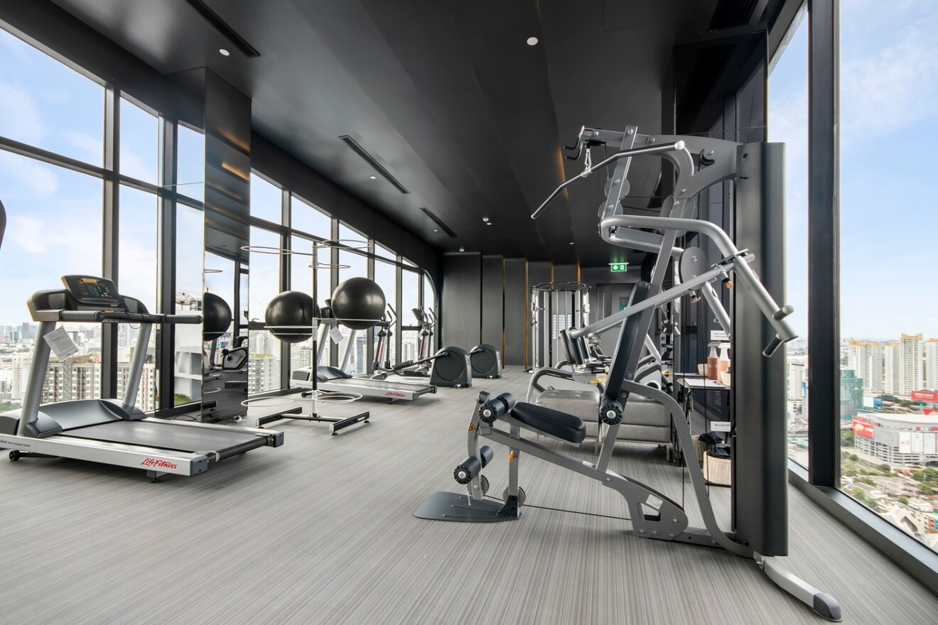 gym-5977600_1920.jpg