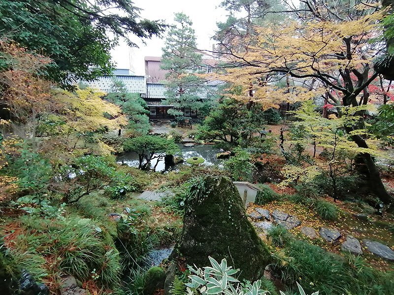 玉泉園.jpg