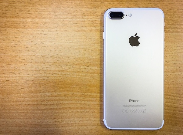 iphone-1680360_1280.jpg