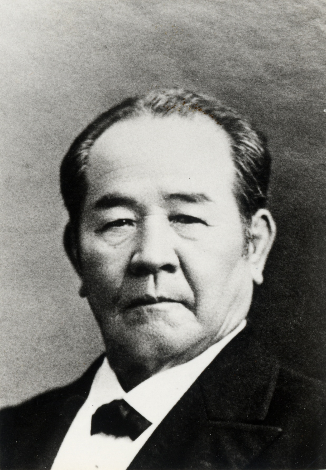 渋沢栄一_肖像（深谷市所蔵）.JPG