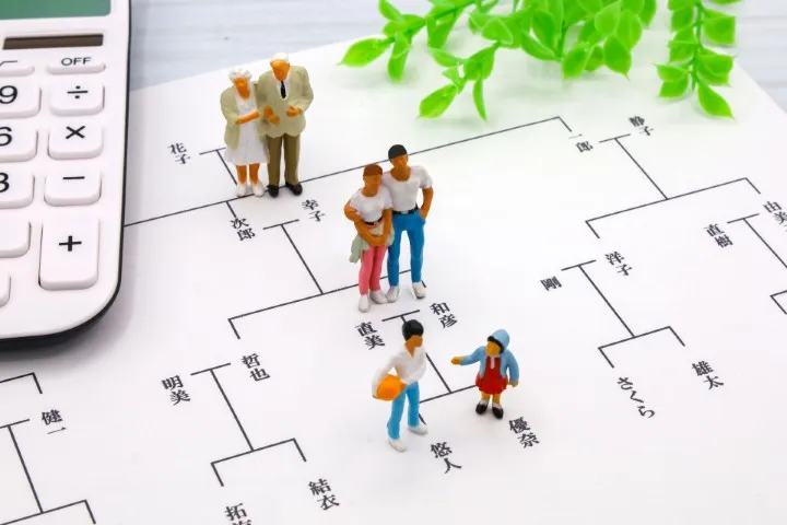 糟屋郡新宮町で実家を相続する際の家族構成と相続関係のイメージ