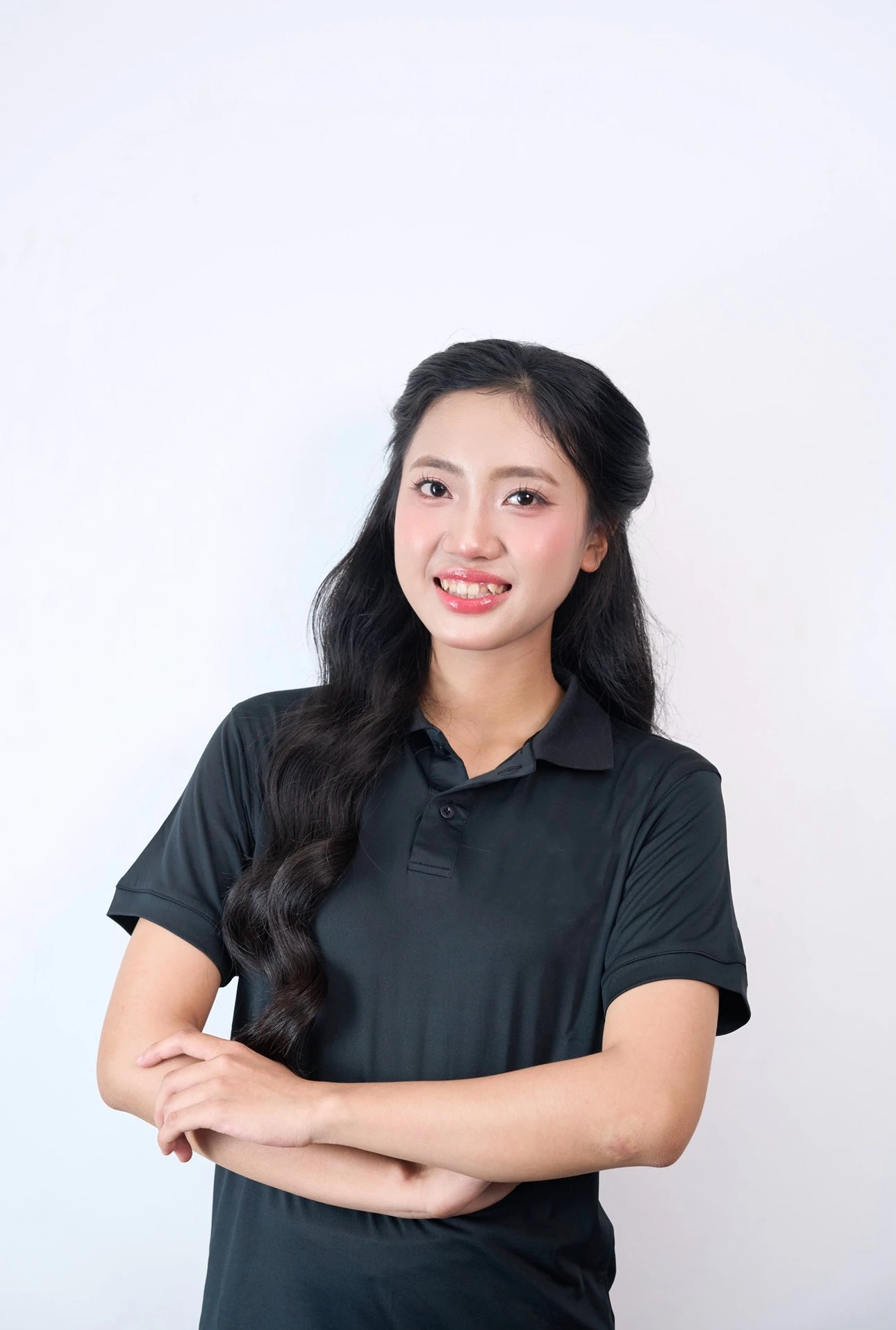Tôn Nữ Cẩm Ngân