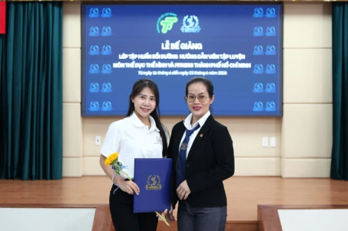 Hình ảnh hoạt động