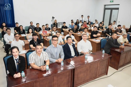 Hình ảnh hoạt động