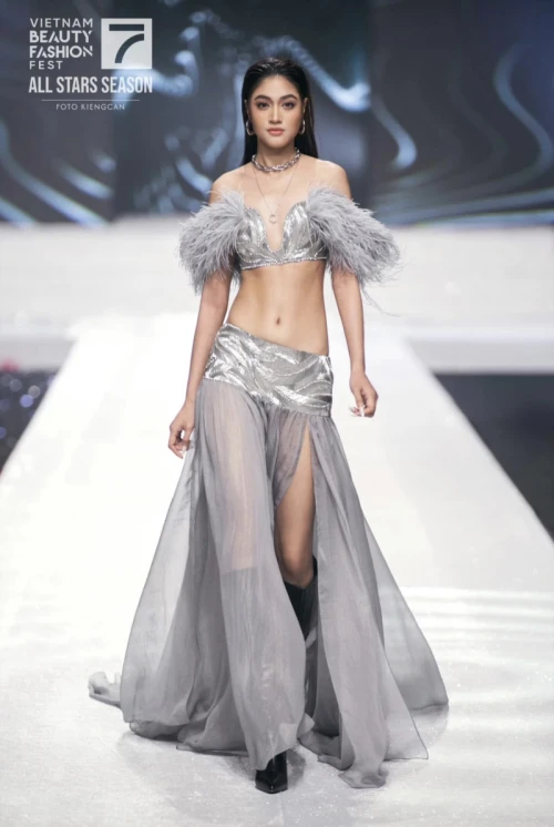 Hình ảnh hoạt động